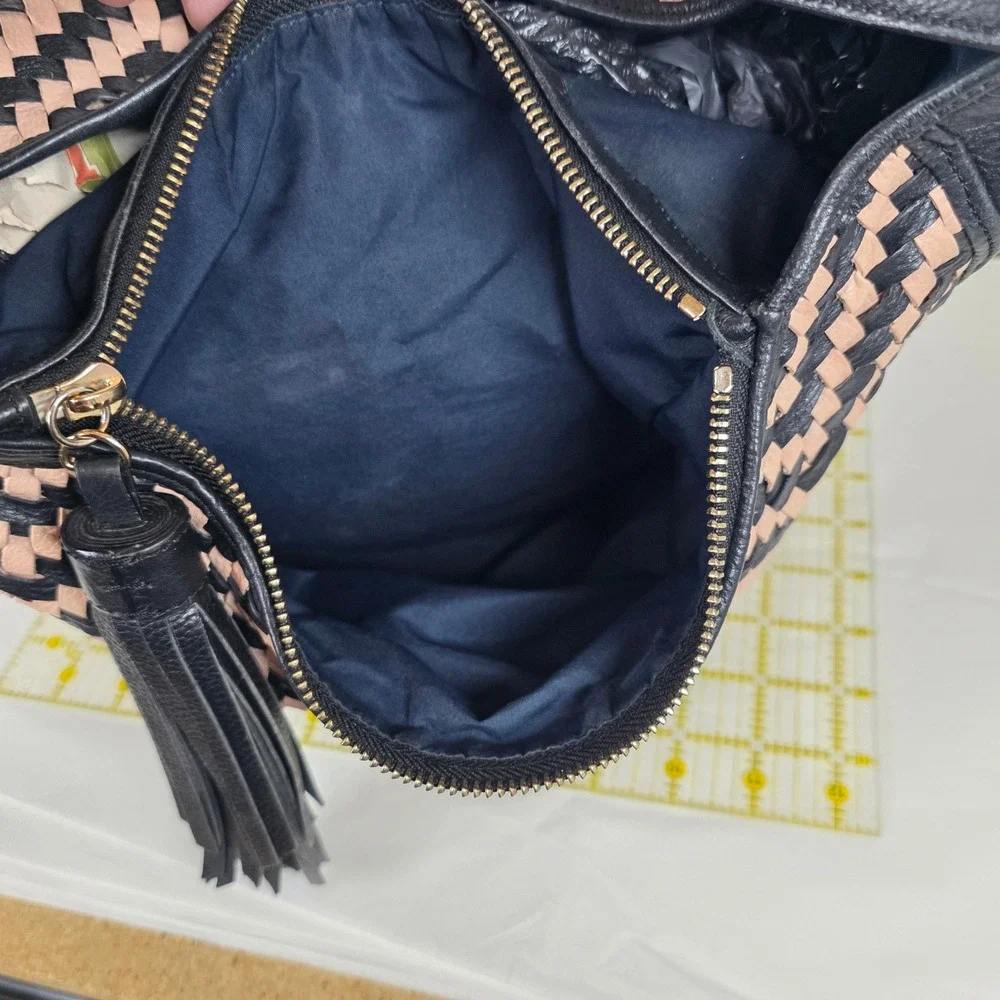 Cole Haan Black cream skylar Woven Leather hobo bag Hobo diamond‎ Tassel